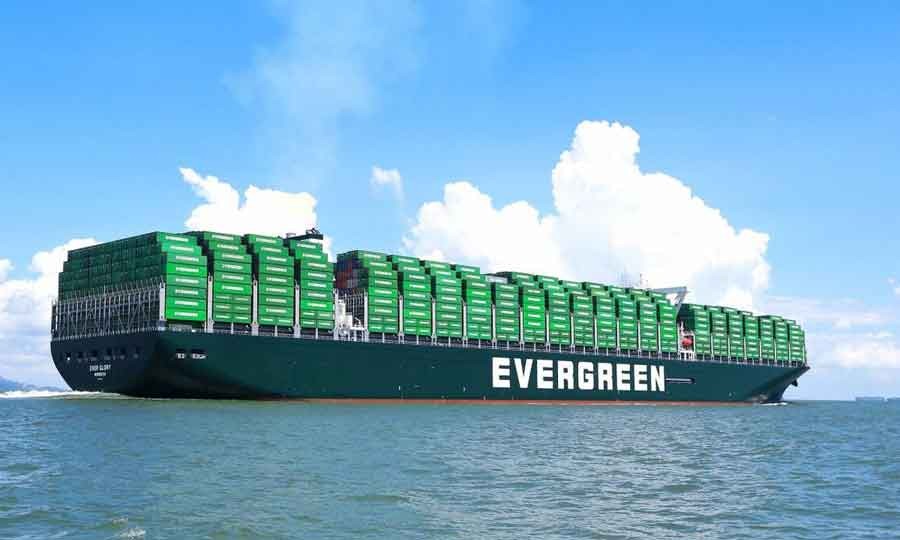 Evergreen đặt mua số lượng lớn thiết bị và container mới