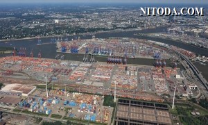 Cảng Hamburg báo cáo sản ​​lượng container giảm trong năm 2022